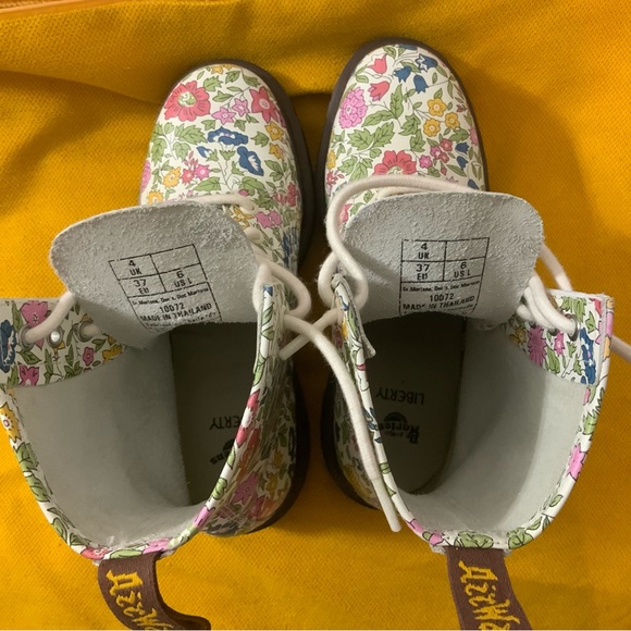 Dr Martens liberty floral women’s boots size 6 - Picture 6 of 8